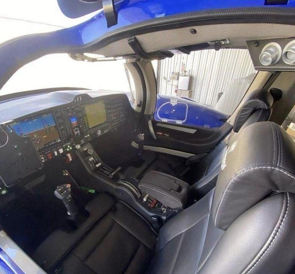 Used 2022 Diamond DA62