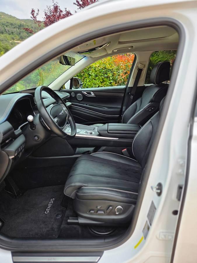 Used 2021 Genisis Gv80