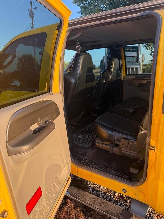 Used 2005 Ford F-350 Super Duty Crew Cab Lariat 4x4 6.0L Power Stroke