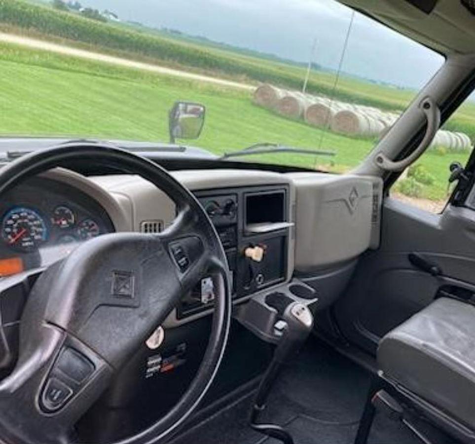 Used 2010 International Durastar 4400