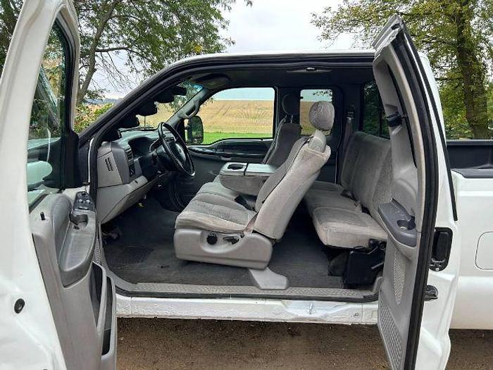 Used 2001 Ford Super Duty F-350 SRW XLT