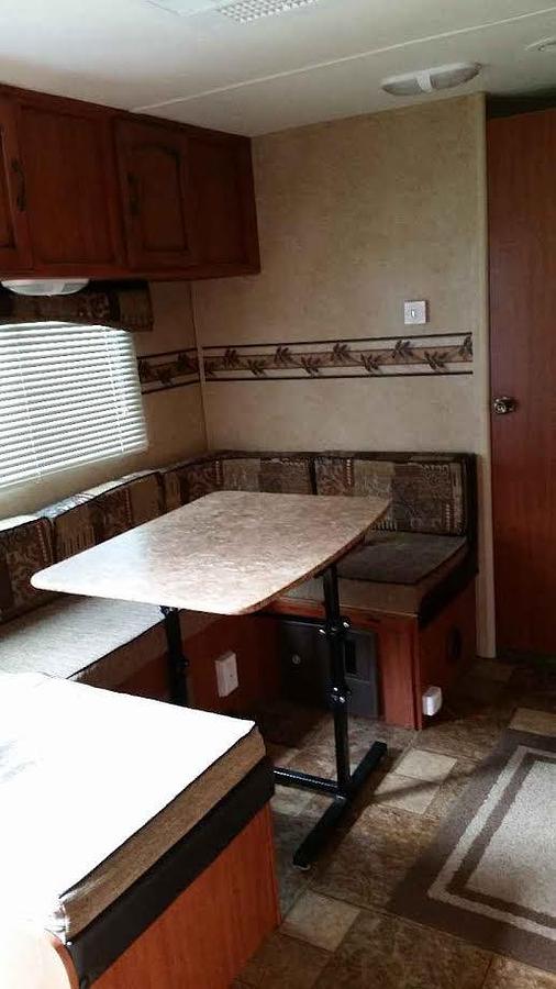 Used 2013 Forest River Surveyor SP-220 Travel Trailer