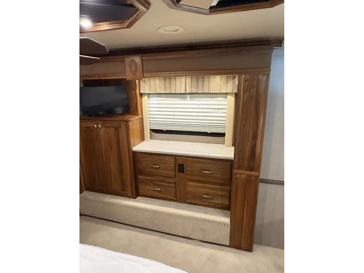 Used 2008 Foretravel Nimbus 342 Stonebriar