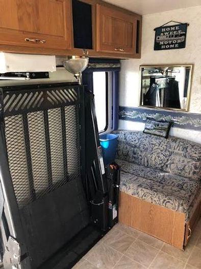 Used 1998 Four Winds Windsport 33B