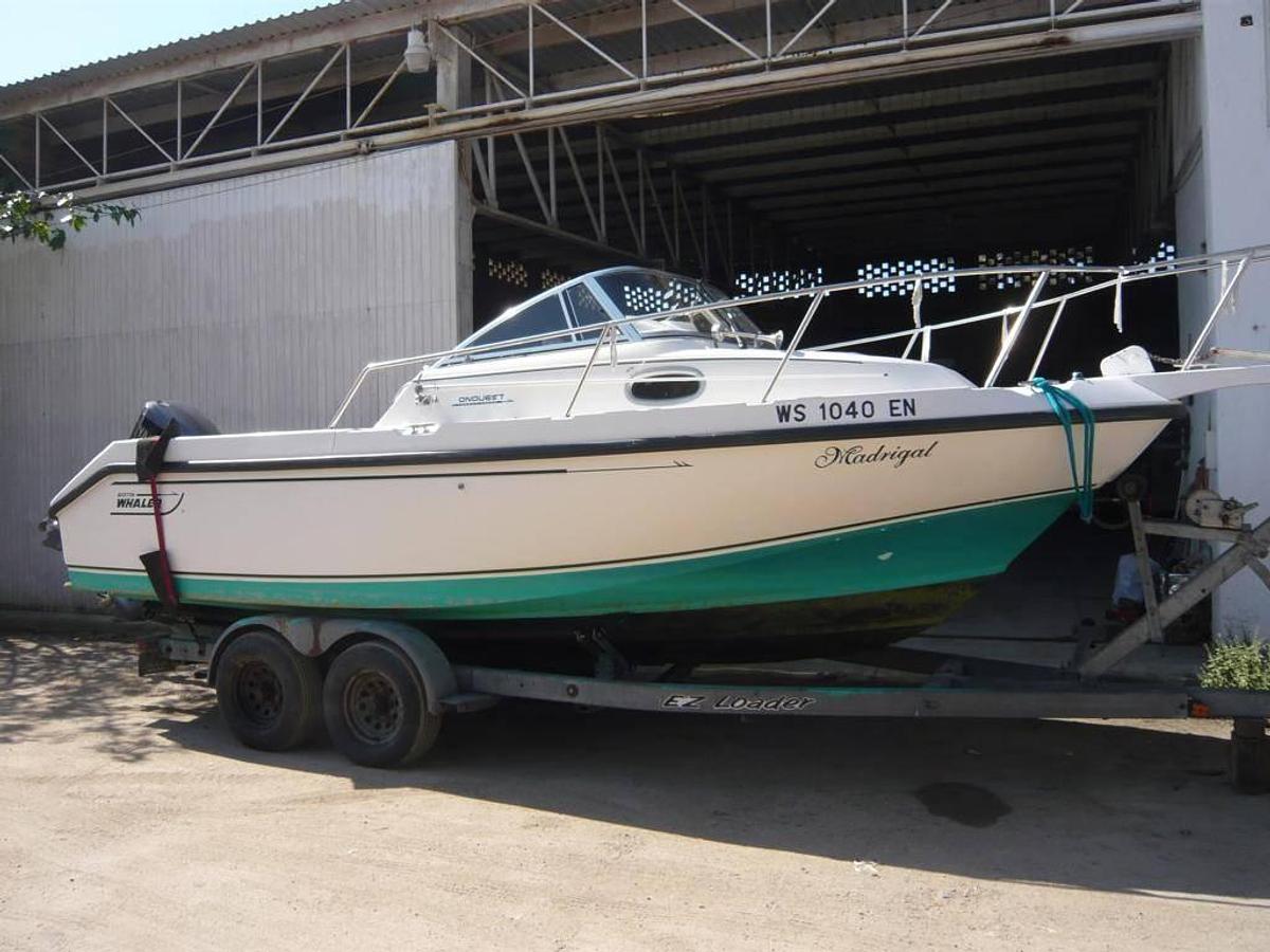 Used 1998 Boston Whaler Conquest