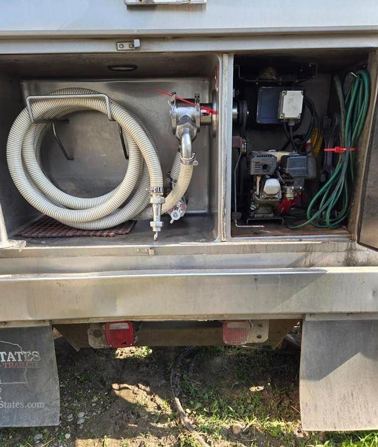 Used 2018 FREIGHTLINER 122SD Milk Tank Truck