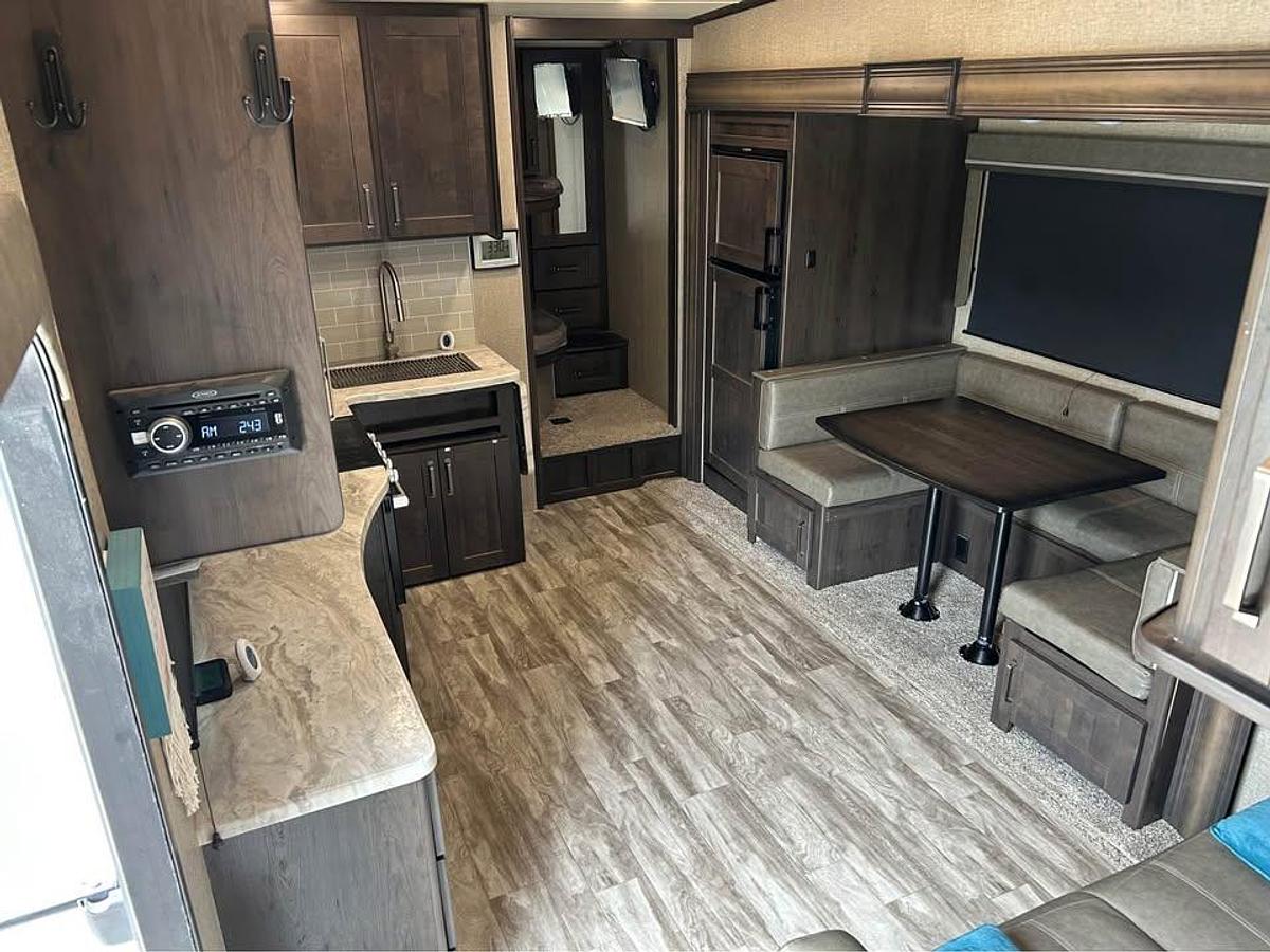 Used 2021 Grand Design Reflection 278BH