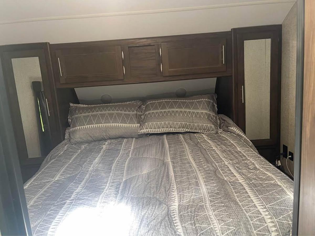 Used 2019 Forest River Cherokee Gray Wolf 26RR Patriot Edition Travel Trailer Toy Hauler