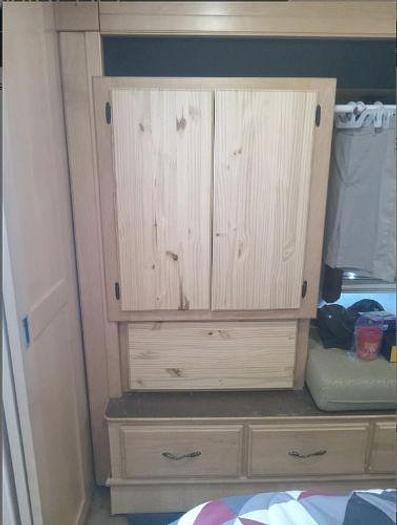 Used 2004 Fleetwood Discovery 39L