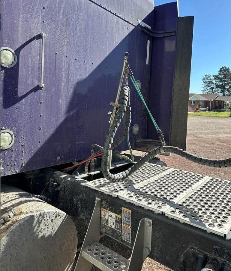 Used 2018 Kenworth W900B