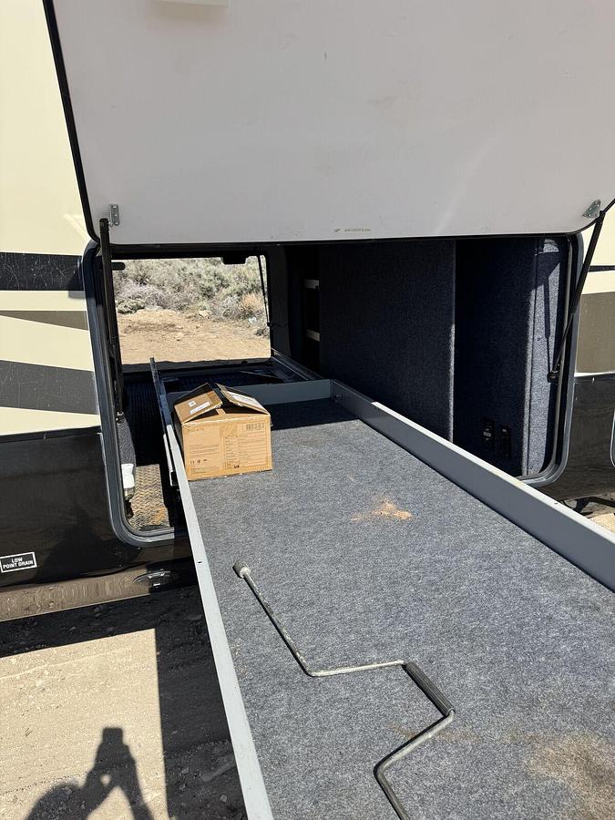 Used 2017 Jayco Pinnacle 36KPTS