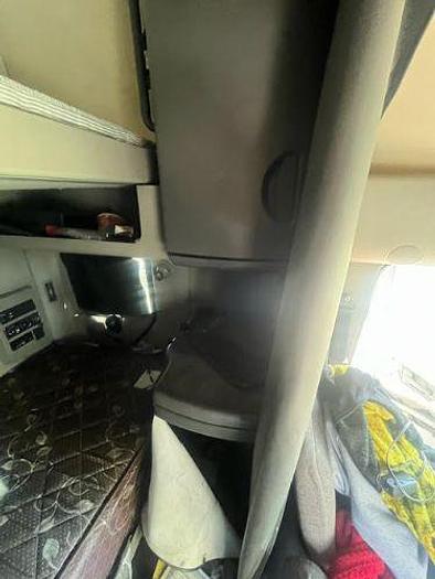 Used 2008 Peterbilt 384