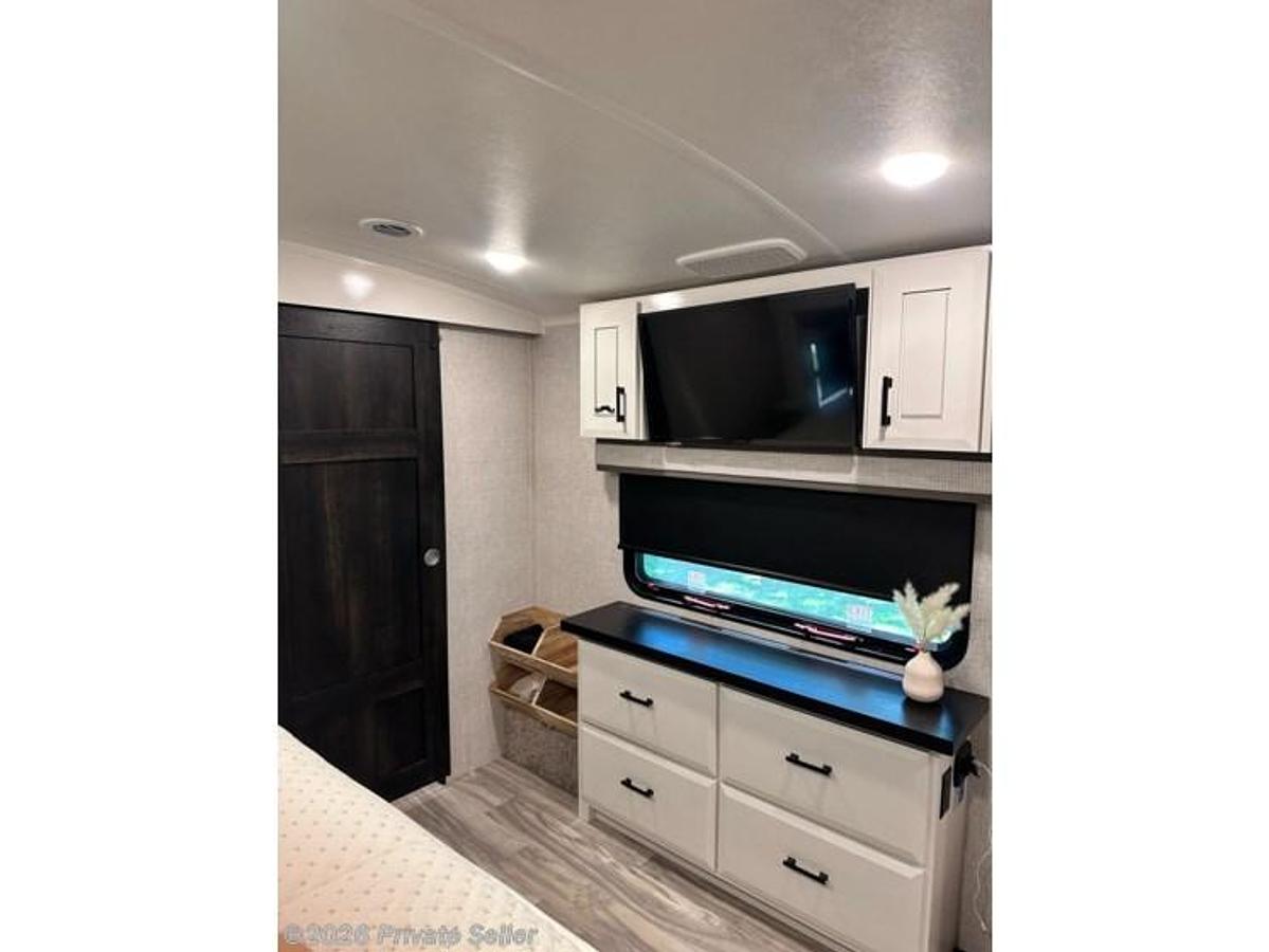 Used 2024 Jayco Pinnacle 38fbrk