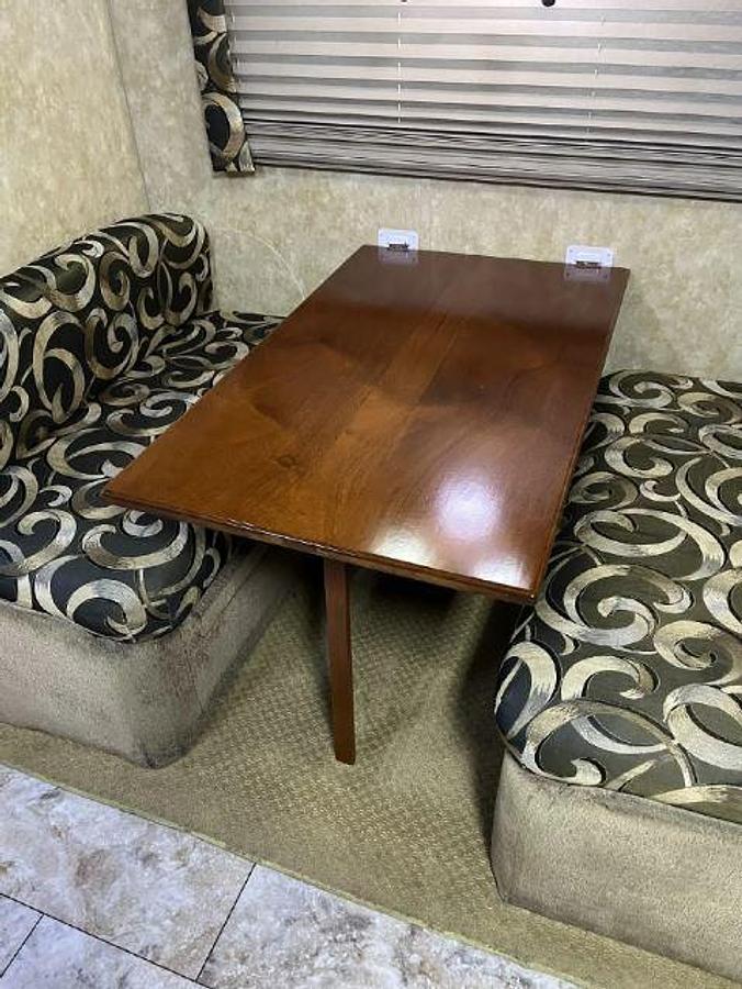 Used 2008 Coachmen Cross Country 382DS Class A Motorhome