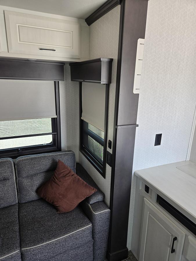 Used 2022 DRV Elite Suite 41RKSB4 Fifth Wheel