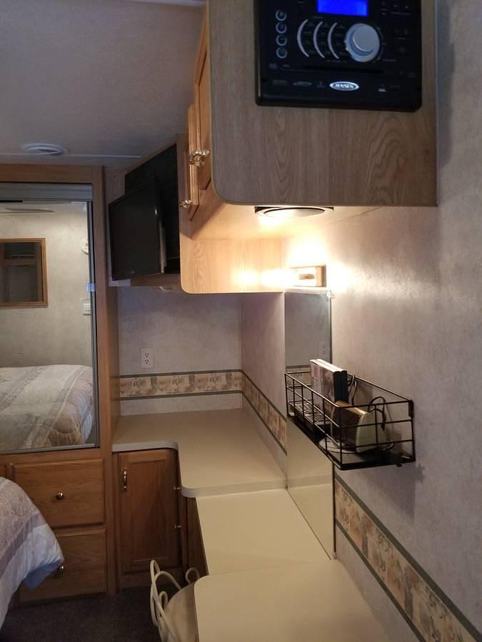 Used 2001 Condor R Vision