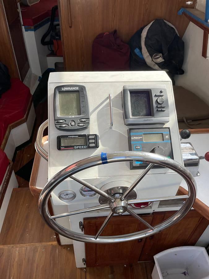 Used 1967 Capital Yachts Gulf 32 Sailboat