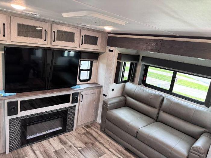 Used 2023 Keystone Montana High Country 373RD