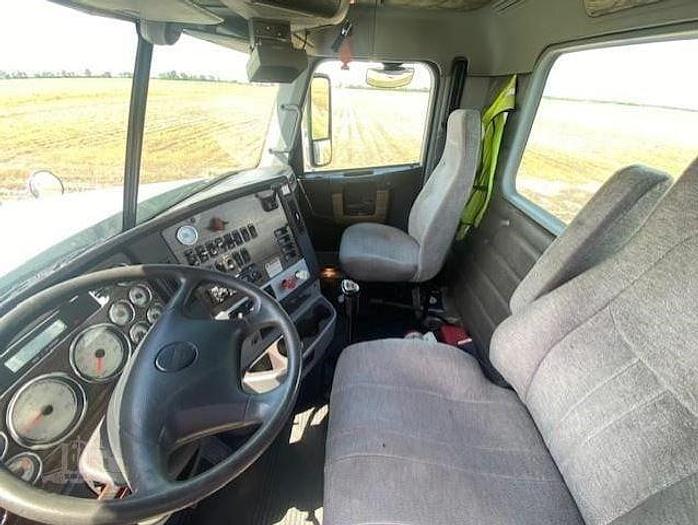 Used 2013 Freightliner Coronado 122 SD