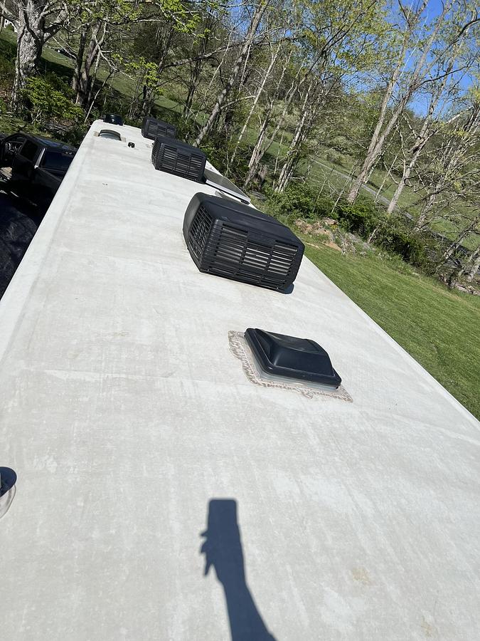 Used 2023 Jayco North Point 390CKDS Fifth Wheel