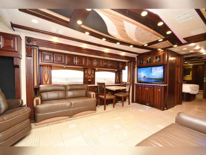 Used 2012 American Coach Heritage 45T