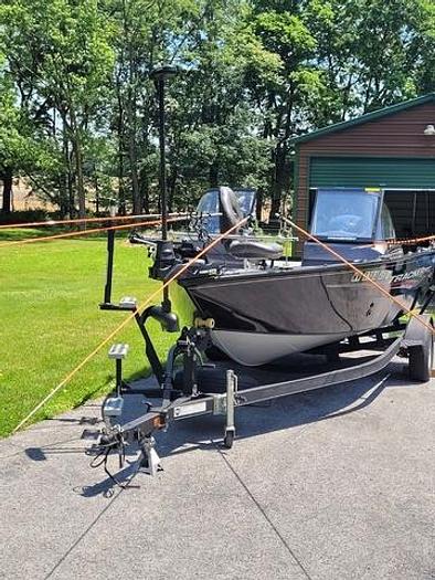 Used 2021 Tracker 165 Pro-Guide