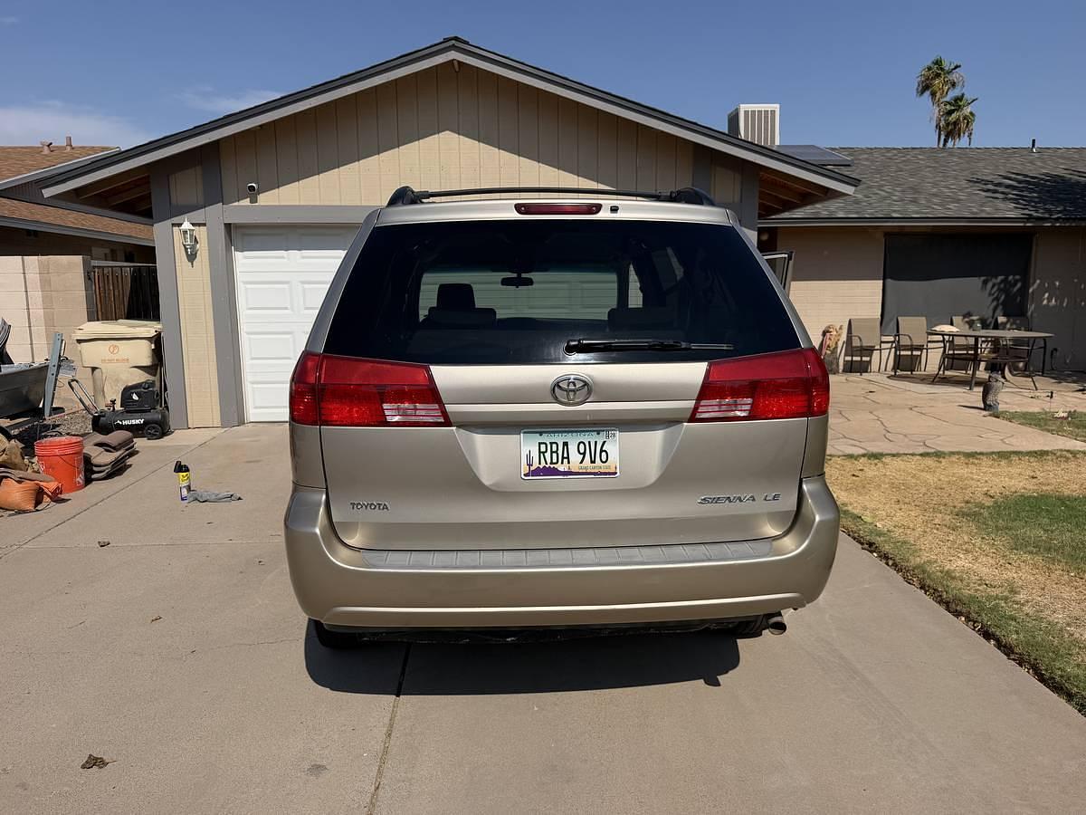 Used 2005 Toyota Sienna LE