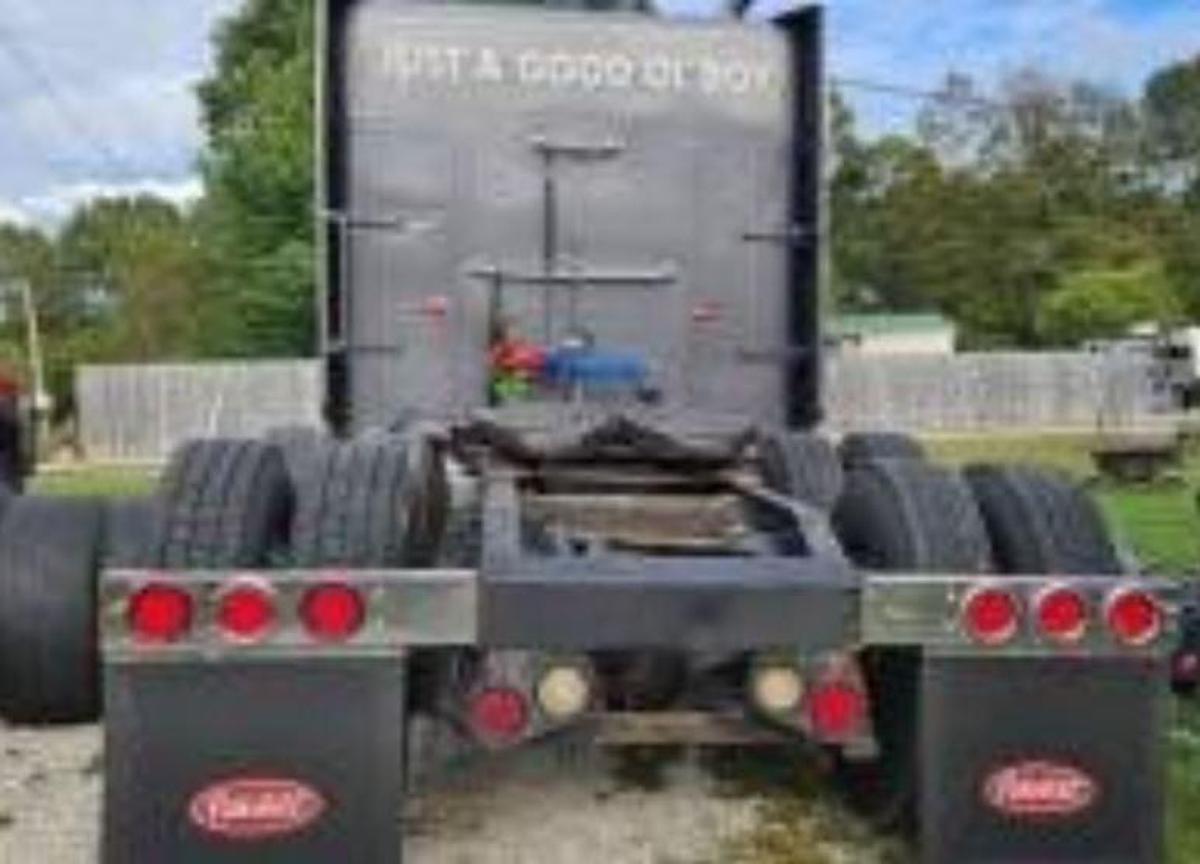 Used 2000 Peterbilt 379