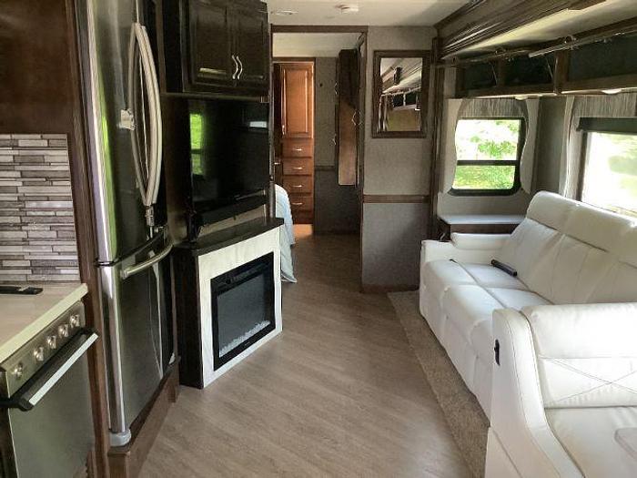 Used 2020 Fleetwood Bounder 35K