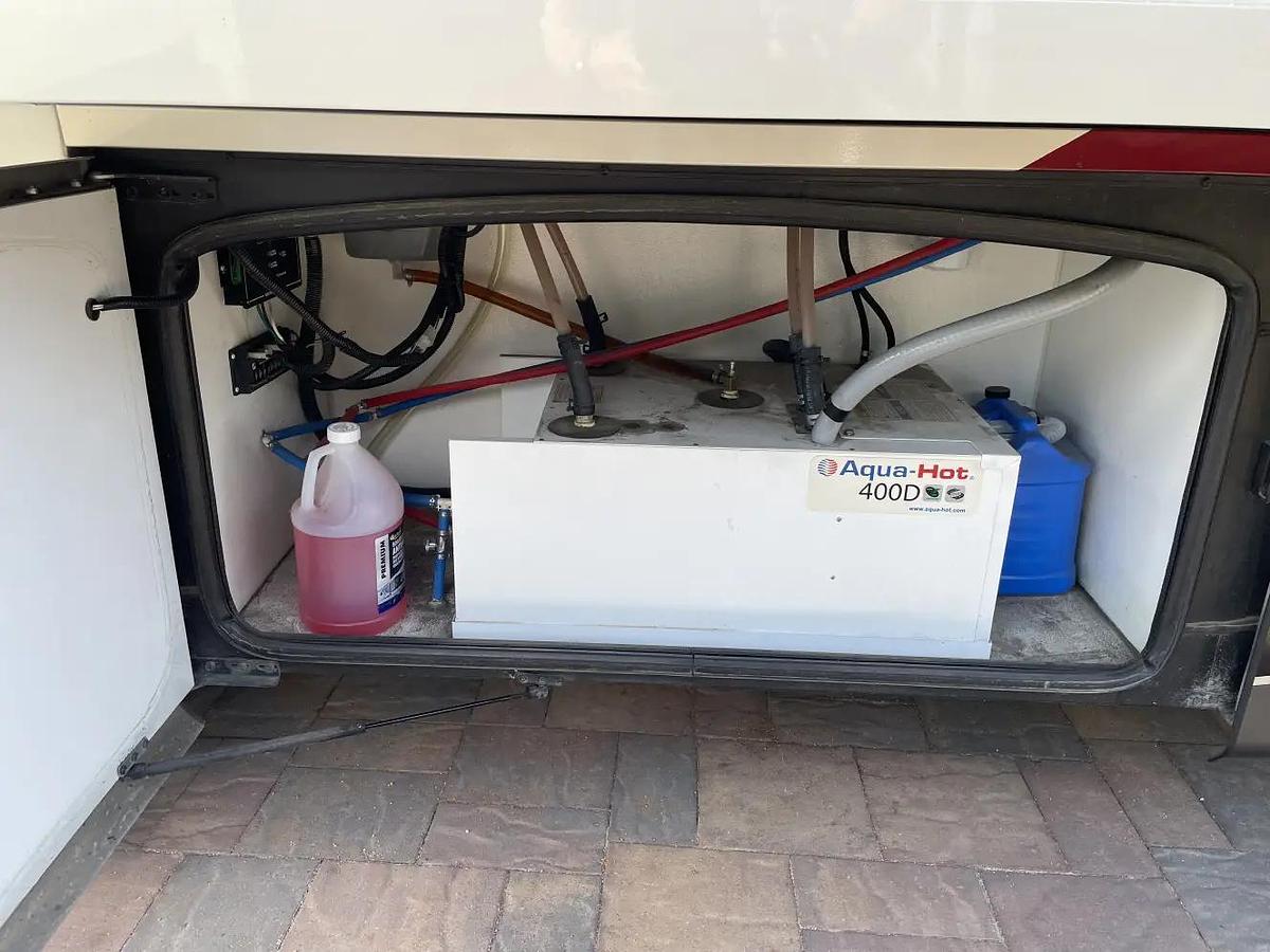 Used 2019 Thor Motor Coach TUSCANY 45MX Class A Motorhome