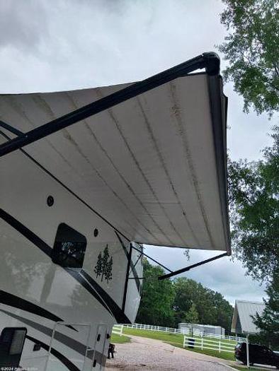 Used 2021 Crossroads Redwood