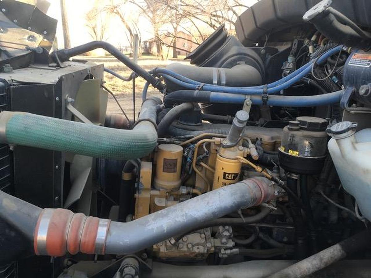 Used 2001 KENWORTH T300