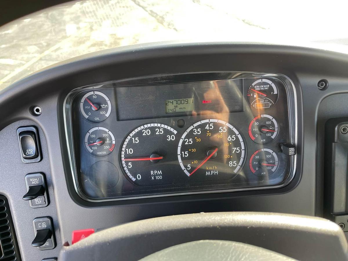 Used 2015 Freightliner M2