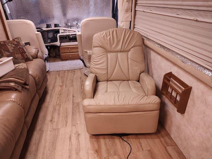 Used 2000 Monaco Dynasty 38P