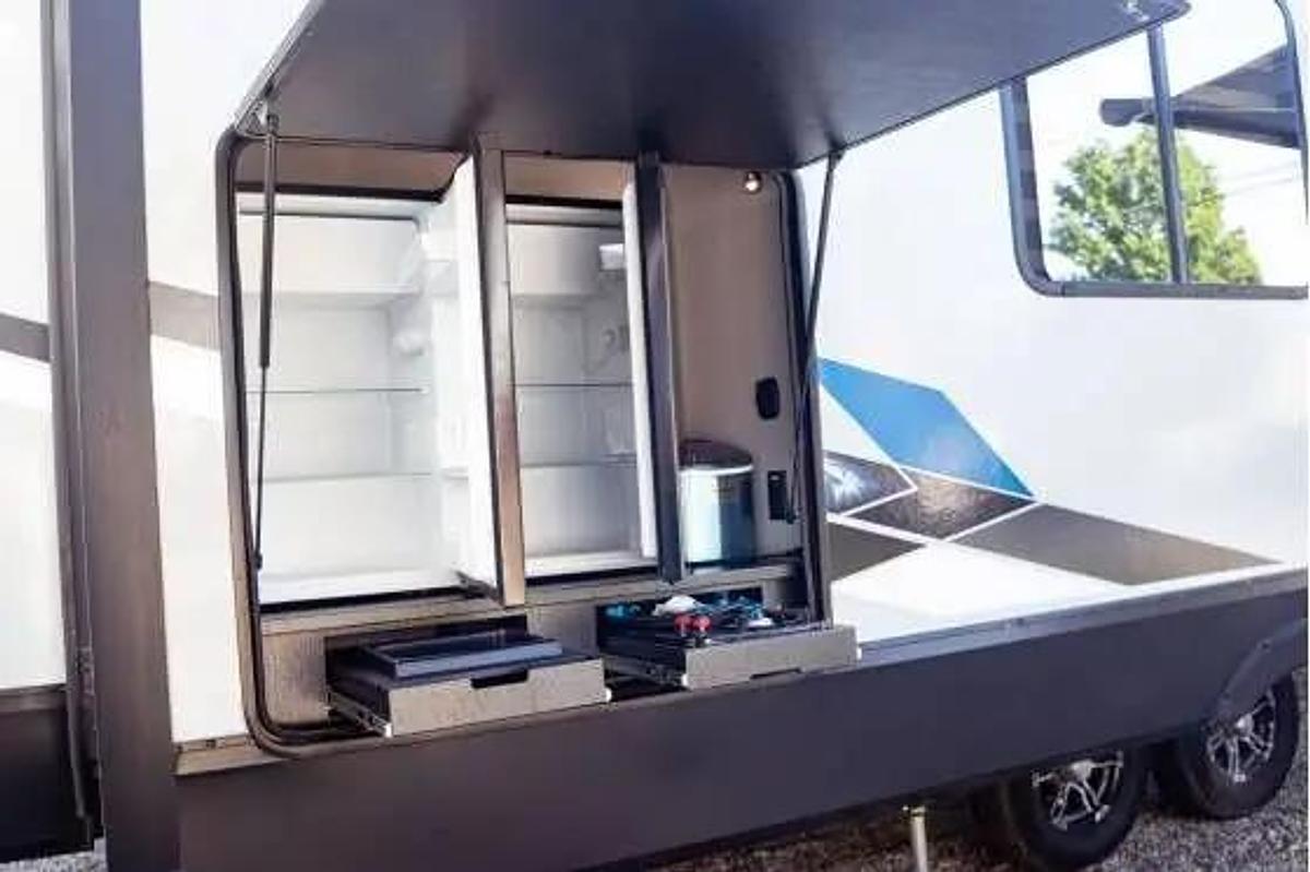 Used 2023 Forest River Arctic Wolf 3660 Fifth Wheel