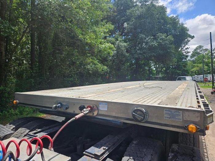 Used 2023 EAST BST Flatbed Trailer