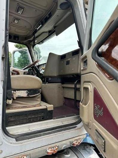 Used 2006 INTERNATIONAL PAYSTAR 5900