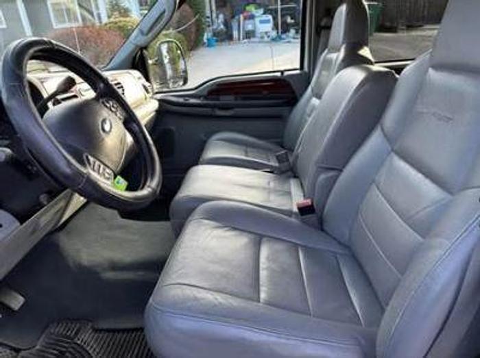 Used 2005 Ford Super Duty F-250 Lariat