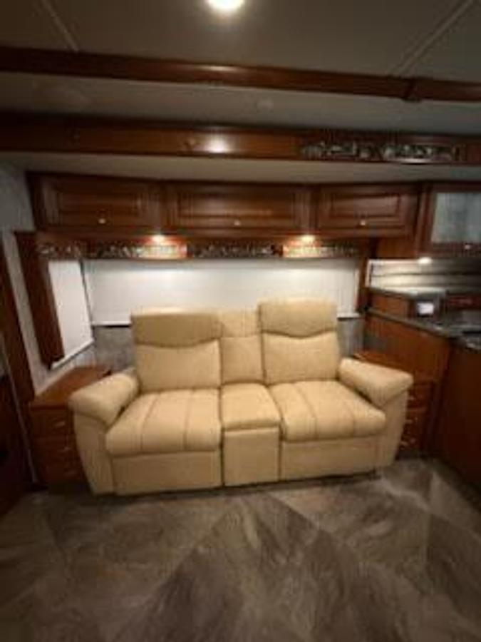 Used 2016 Winnebago Journey 40R