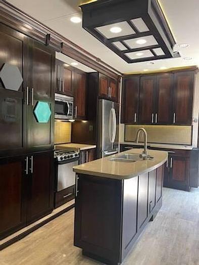 Used 2016 Vanleigh RV Vilano 365RL