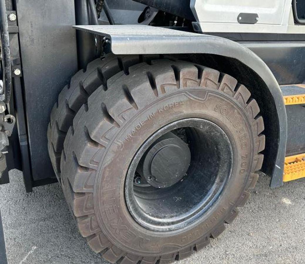 Used 2023 CROWN CG70S-7