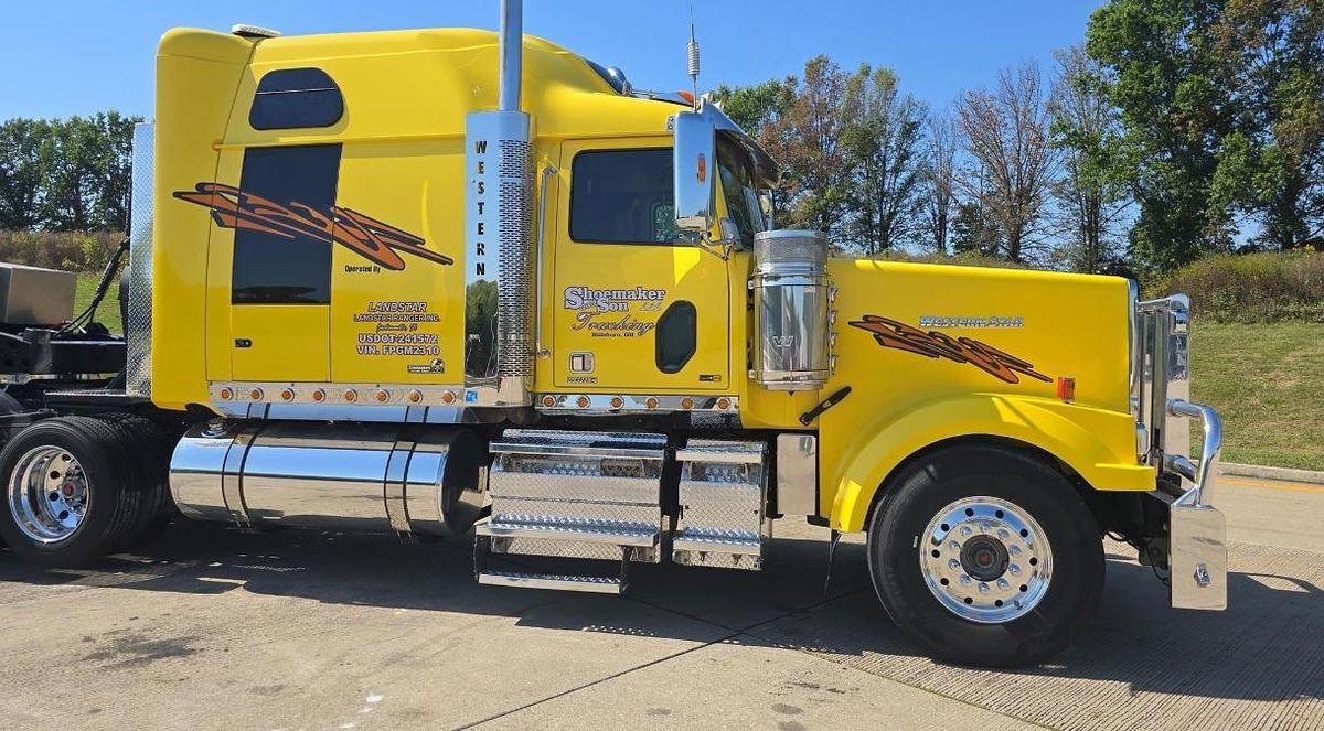 Used 2015 Western Star 4900EX Sleeper Semi Truck