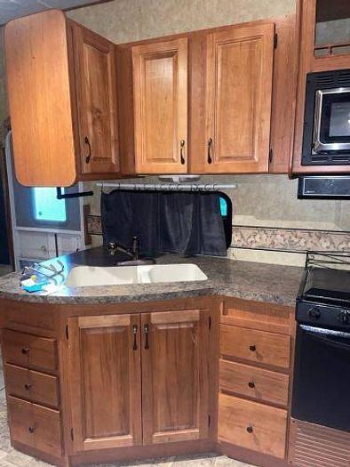 Used 2010 Forest River Sierra 35LOFT