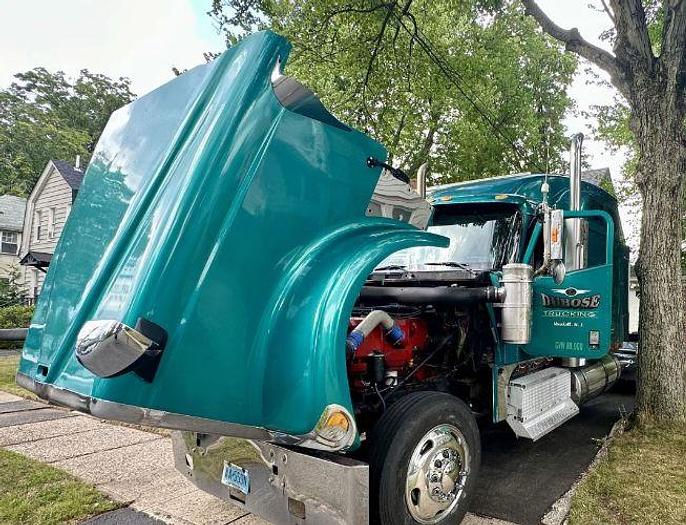 Used 2001 INTERNATIONAL 9900