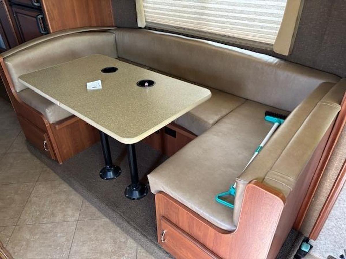 Used 2015 Fleetwood Storm 28MS Class A Motorhome