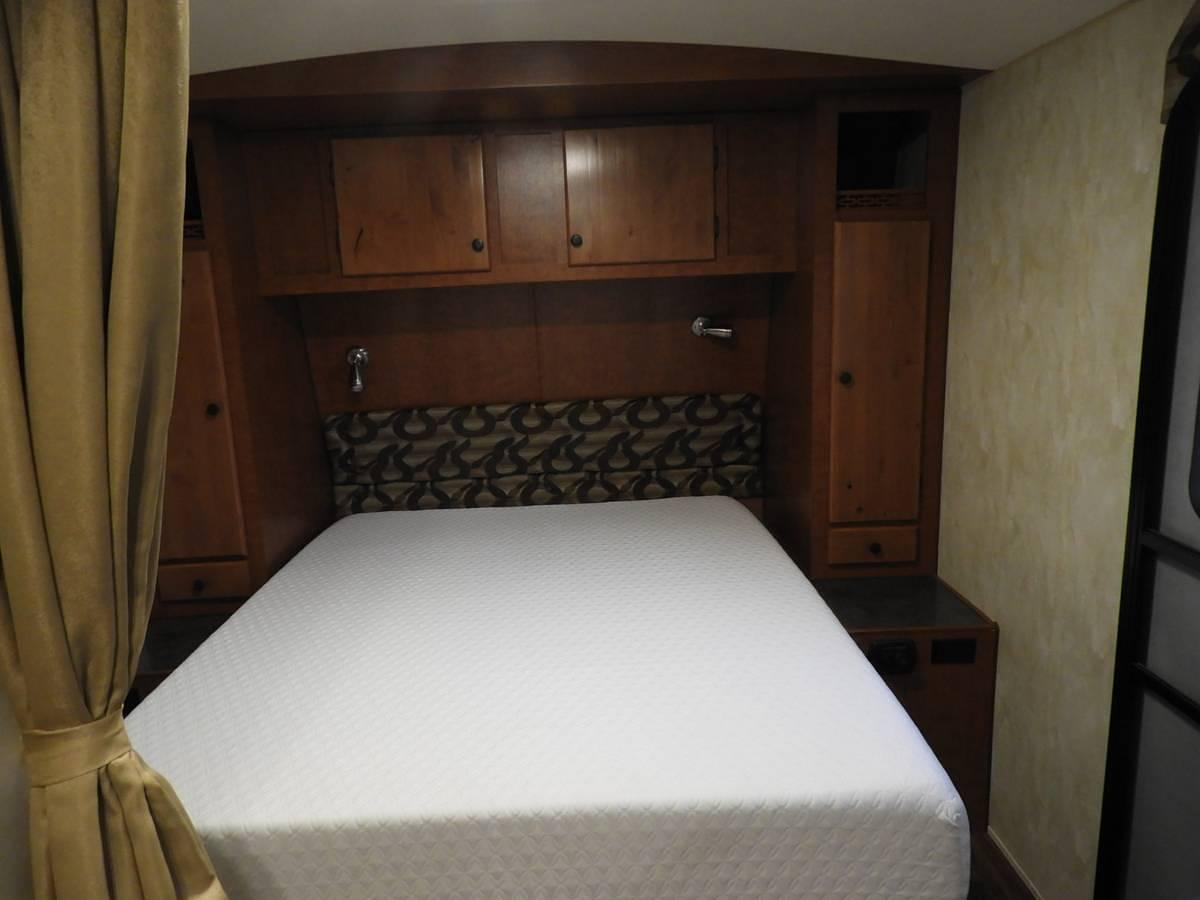 Used 2017 28 ft Northwood Snow River Rugged Lite