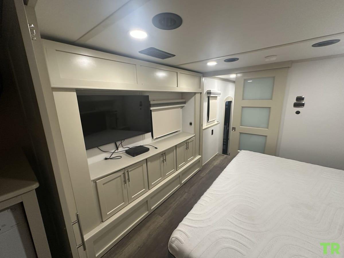 Used 2026 Luxe 48FB Toy Hauler