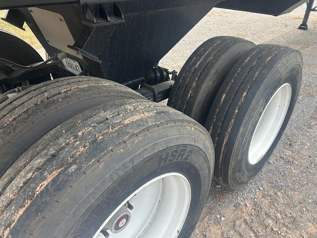 Used 2024 Manac TL SE End Dump Trailer