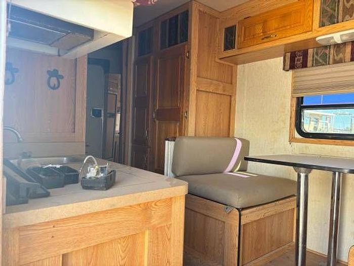 Used 2004 Kiefer Genesis Horse Trailer with Living Quarters