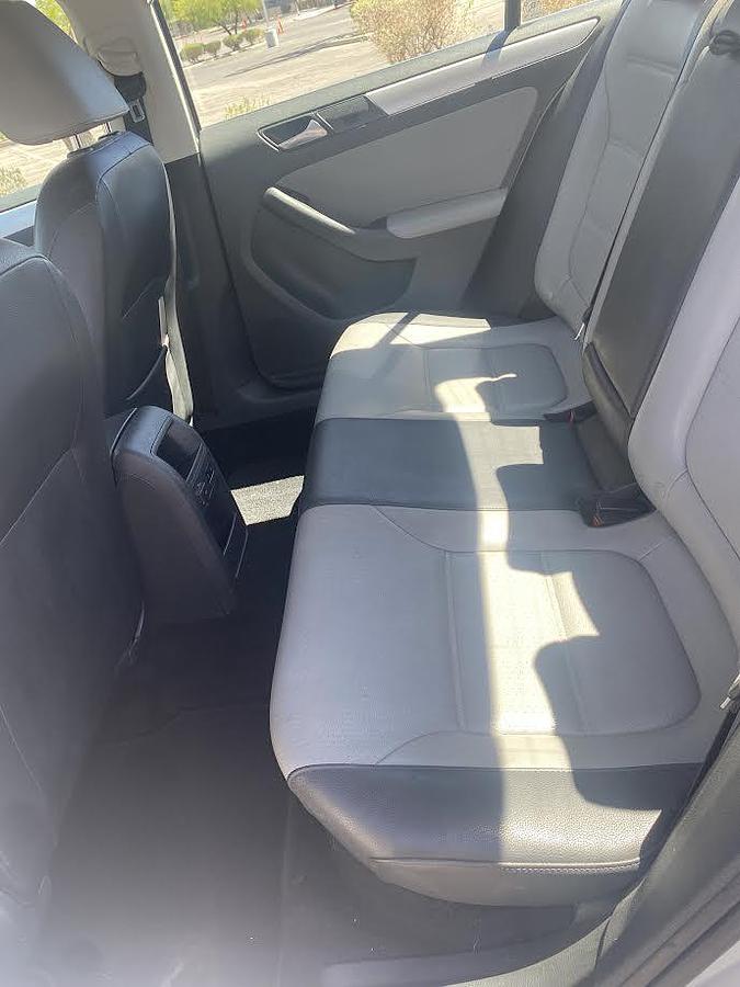 Used 2013 Volkswagen Jetta Hybrid SEL Premium